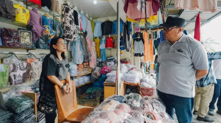 Tinjau Pasar dan Terminal Aksara, Bupati Minta Rencana Pengembangan Dikaji Matang