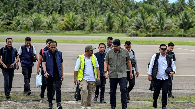 Bobby Nasution Kembali Berkantor di Nias, Tinjau Rumah Sakit-Bertemu Nelayan