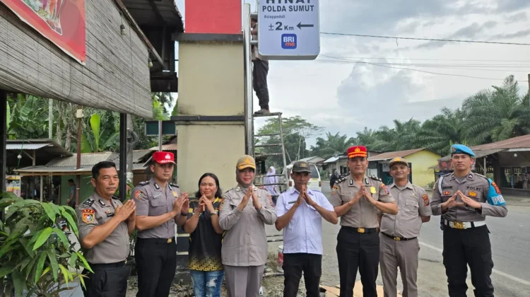 KA SPN Hinai Apresiasi Kepedulian BRI Stabat Pasang Pylon Penunjuk Arah