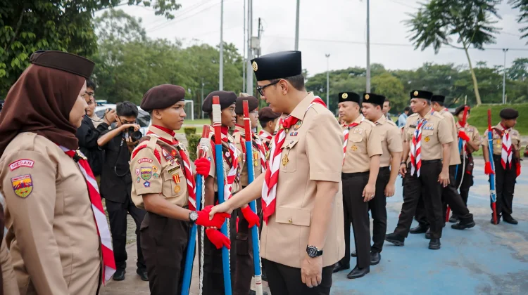 Lepas Kontingen Pramuka Medan ke Jamnas XII, Rico Waas Pesan Jaga Nama Baik Kota