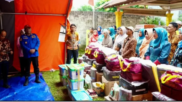 Pemko Binjai Salurkan Bantuan Logistik bagi Korban Kebakaran di Timbang Langkat