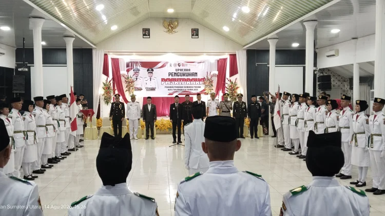 Wali Kota Tanjungbalai Kukuhkan 45 Paskibraka HUT Ke-81 RI