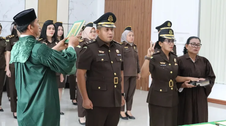 Dua Pejabat Kejari Tanjungbalai Berganti, Kajari Tekankan Profesionalisme