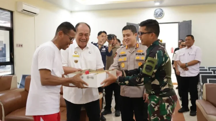 Dandim 0208/Asahan Bersama Bupati serta Kapolres Ucapkan Selamat