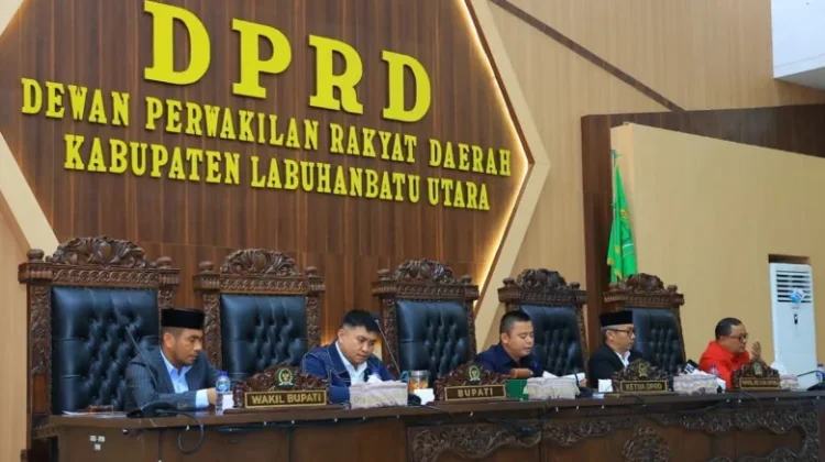 Bupati Labura dan Ketua DPRD Labura Tandatangani Nota Kesepakatan KUA dan PPAS