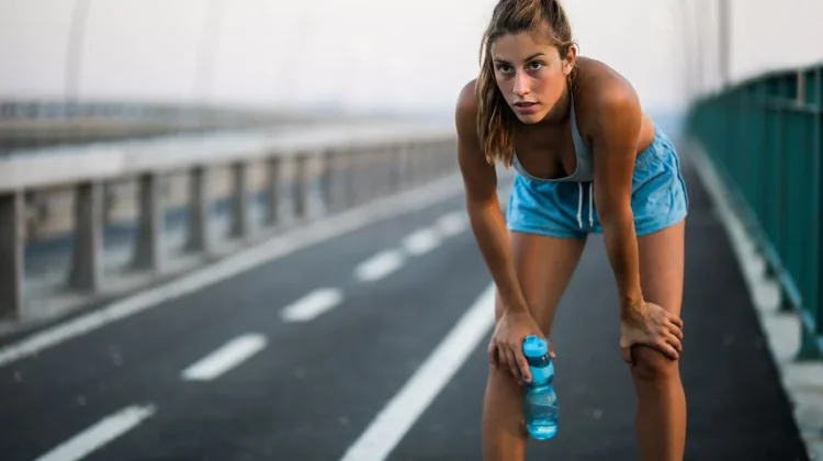 Lari Makin Berat Padahal Latihan Makin Keras? Kenali 7 Tanda Overtraining