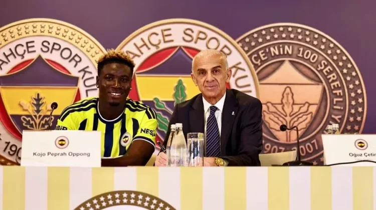 Bek Asal Ghana, Kojo Oppong Peprah Bergabung dengan Fenerbahce