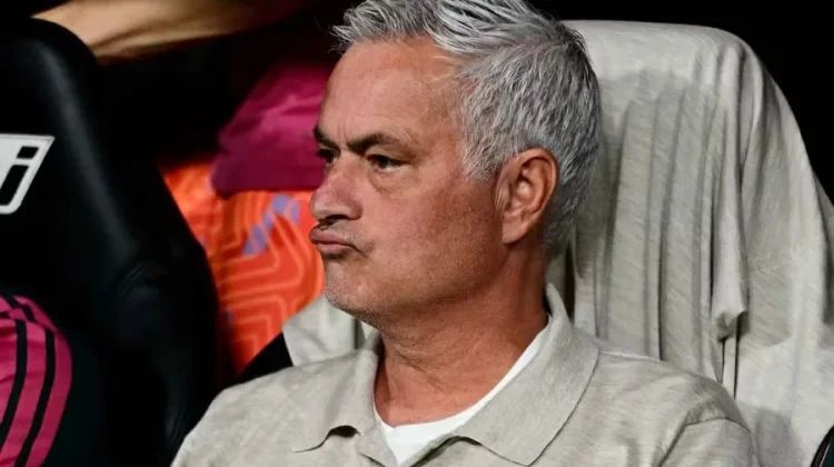 Mourinho: Ballon d'Or Seharusnya Diberikan kepada Mbappe karena Mencetak Sejarah