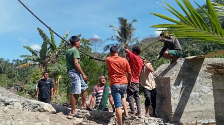 Jembatan Gantung Aek Bargot Padang Lawas Capai 62,5 Persen