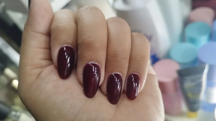 Dampak Kesehatan Nail Art pada Kuku dan Cara Merawatnya