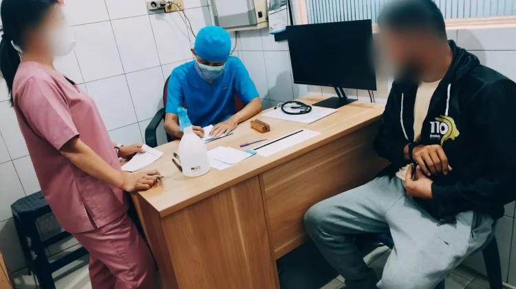 Kapan Sebaiknya Berkonsultasi ke Dokter jika Mengalami Masalah Kesehatan