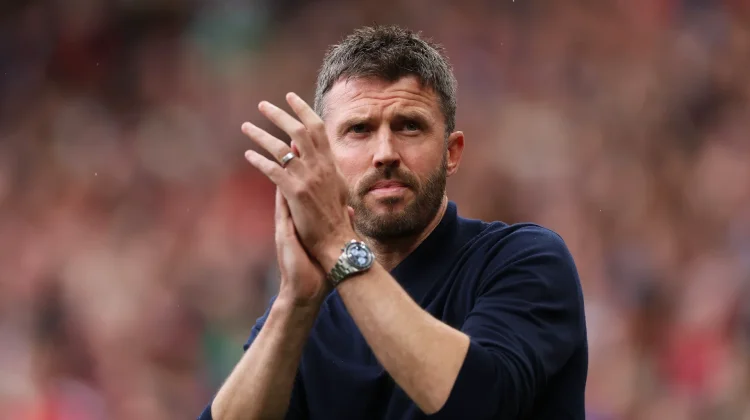 Michael Carrick Memuji Penampilan Kobbie Mainoo yang Luar Biasa