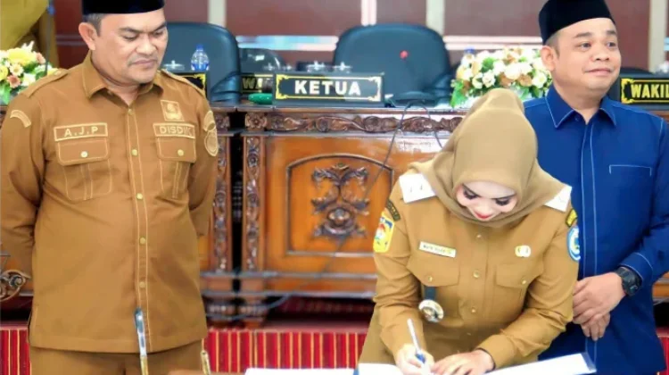 Bupati Labuhanbatu Tandatangani Nota Kesepakatan Perubahan KUA dan PPAS APBD