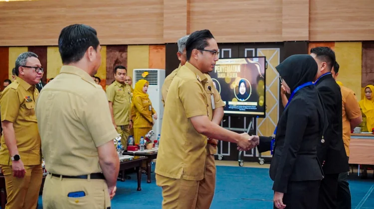 Buka Pelatihan Pengawas, Rico Waas Tekankan Kepemimpinan Harus Responsif