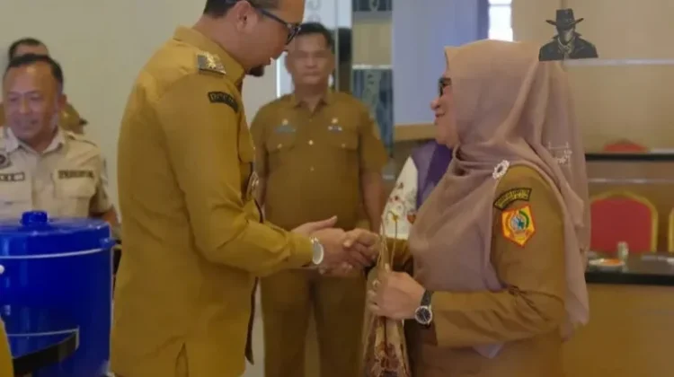 Dua Kepala OPD Labusel Purna Bakti, Bupati Sampaikan Apresiasi