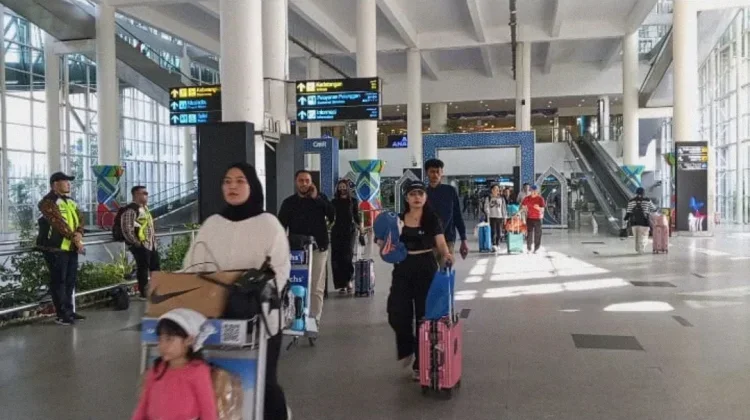 Pasca Erupsi Gunung Sinabung, 21 Penerbangan di Bandara Kualanamu Batal