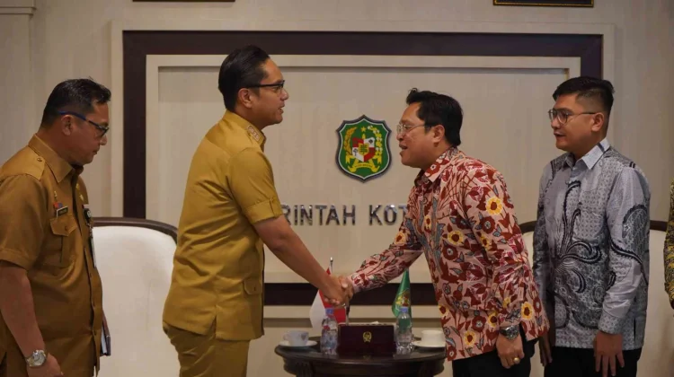 Rico Waas Dorong PT KIM Perkuat Daya Tarik Investasi dan Buka Lapangan Kerja Baru