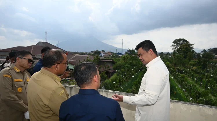 Bobby Nasution Perintahkan Evakuasi Warga di Zona Bahaya Sinabung