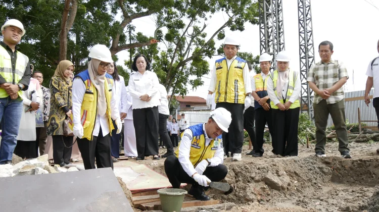 Wali Kota Tanjungbalai Letakkan Batu Pertama Rehabilitasi RSUD Tengku Mansyur