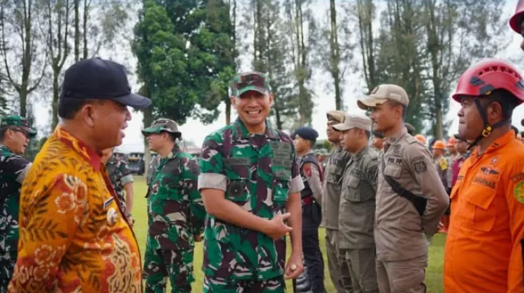 Bupati Karo dan Pangdam I/BB Bahas Kesiapan Penanggulangan Erupsi Sinabung