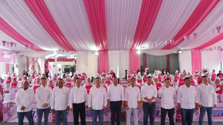 Pertamina Patra Niaga Sumbagut Sukseskan Rekor MURI Memasak dengan Bright Gas