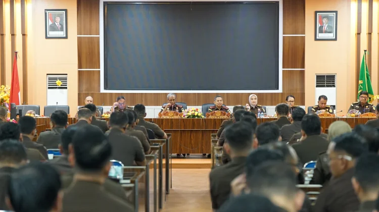 Kumpulkan Kajari se-Sumut, Kajati Sampaikan Arahan Strategis