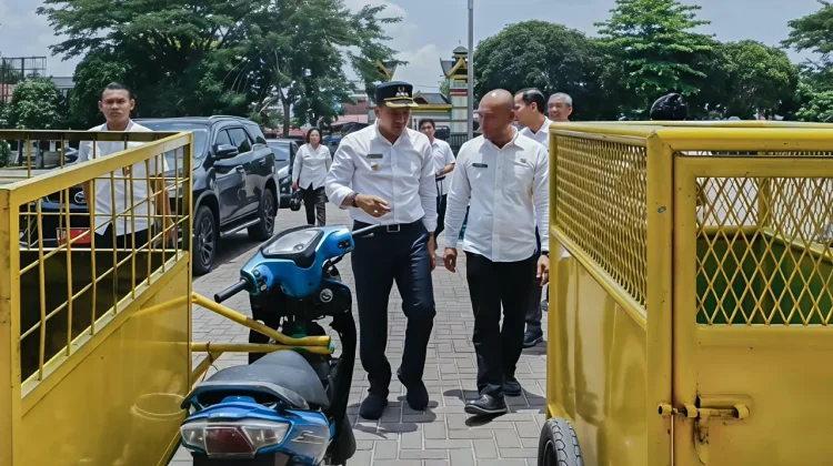 Tebing Tinggi Tambah 33 Armada Pengangkut Sampah