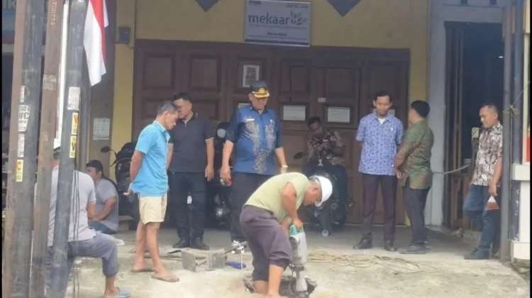 Tim ASRI Binjai Kota Bersihkan Gorong-Gorong di Jalan Samanhudi