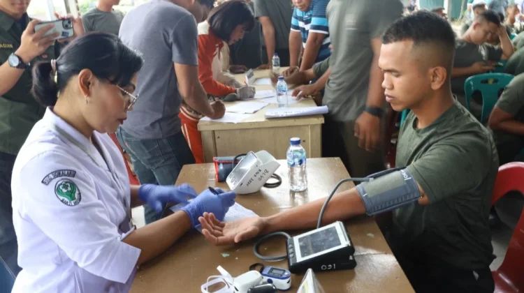 Sambut HUT ke-81 TNI, Kodim 0206/Dairi Gelar Donor Darah dan Layanan Kesehatan Gratis