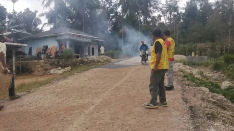 Pemeliharaan Jalan JRS Bunturaja–Soban, Dukung Kelancaran Aktivitas Pertanian