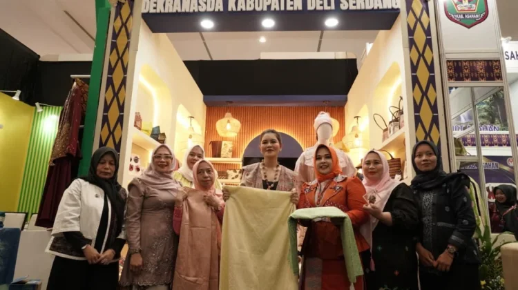 Dekranasda Deli Serdang Tampilkan Produk Karya Lokal di Kriyanusa