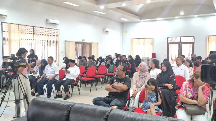 Mahasiswa Antusias Ikuti Dialog Santai Siang RRI PRO 2 Medan di FIB USU