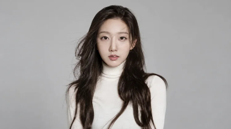 Netflix Konfirmasi Jung Yein Menjadi Cast Baru The Trauma Code Season 2