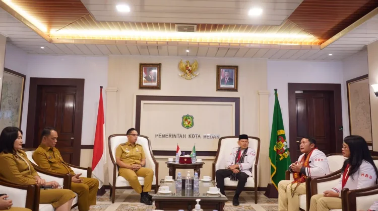 Rico Waas Dorong Horas Bangso Batak Perkuat Pelestarian Budaya dan Generasi Muda