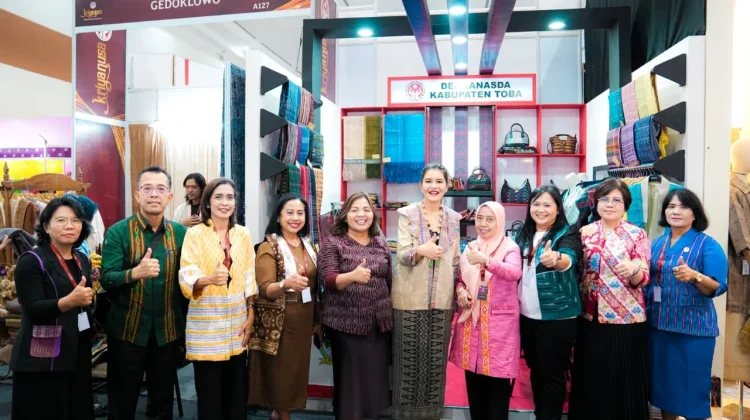 Pemkab Toba Pamerkan Kriya Unggulan di Kriyanusa 2026
