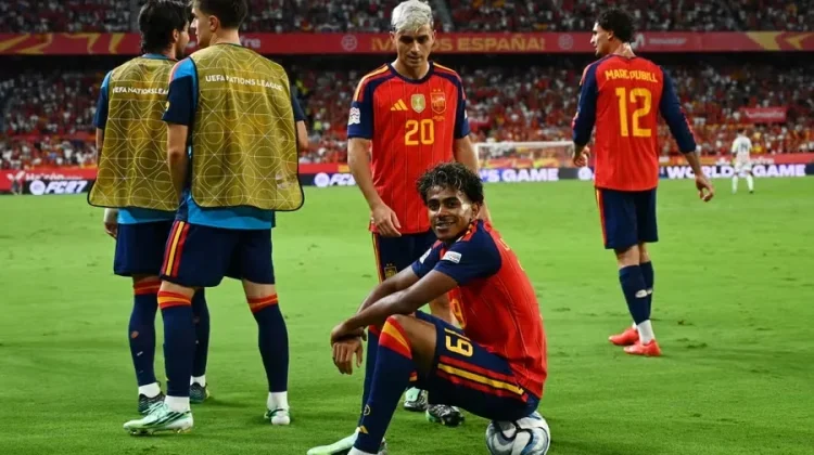Lamine Yamal Bersinar, Spanyol Tekuk Kroasia 4-1