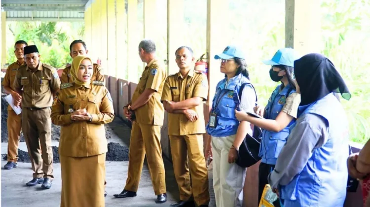 Bupati Labuhanbatu Dampingi Tim Penjaringan Program Kampung Kreatif Sumut