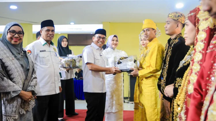 Nikah Massal, Zakiyuddin Beri Pesan Jaga Keutuhan Rumah Tangga