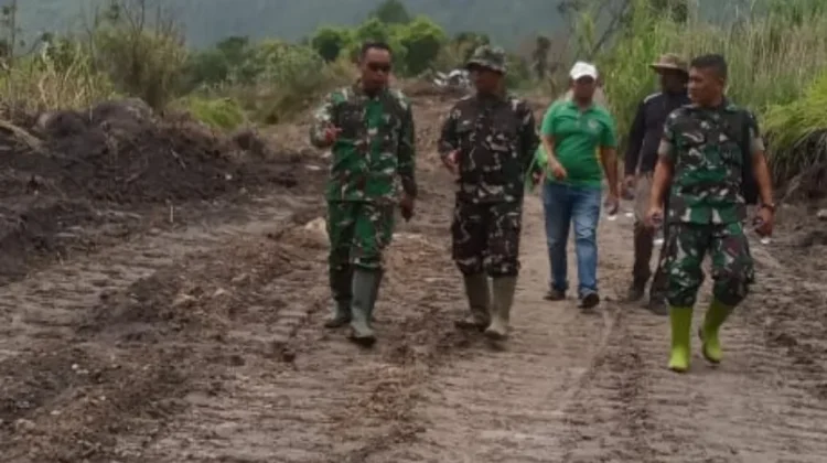 Dandim 0206/Dairi Pastikan Pembukaan Jalan Alternatif Silahisabungan Terus Berj