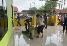 Sambut Ramadhan, Lapas Kelas IIB TBA Bersihkan Musholla
