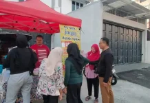 Hari Kedua Ramadan, Warga Medan Ramai Berburu Takjil
