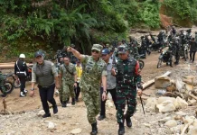 Kasum TNI Tinjau Infrastruktur dan Pengungsian Pascabencana di Tapteng