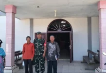 Babinsa Koramil 07/Salak Monitoring  Ibadah Minggu di Pakpak Bharat