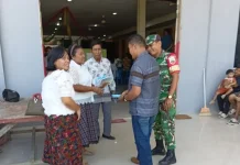 Babinsa 04/Tigalingga Perkuat Kebersamaan dan Pelayanan