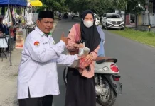 KUA Sei Kepayang Berpartisipasi Bagikan Takjil