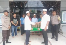Polres Tanjungbalai Berbagi Takjil