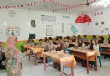 Kepala MAN 1 Labuhanbatu Utara Pantau Pelaksanaan PAT Kelas XII TA 2025/2026