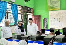 Kabid Pendidikan Madrasah Monev Gladi TKA dan AN di MTsN Serdang Bedagai