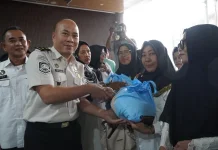 Menteri Imigrasi dan Pemasyarakatan Hadirkan 4.000 Paket Ramadan Bagi Warga Medan