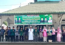 KUA Barumun Tengah Pasang Spanduk Masjid Ramah Pemudik